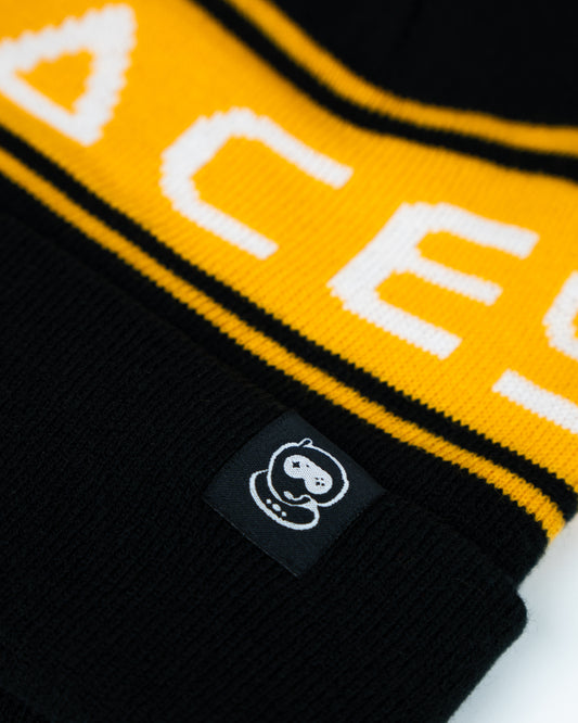Spacestation Pom beanie