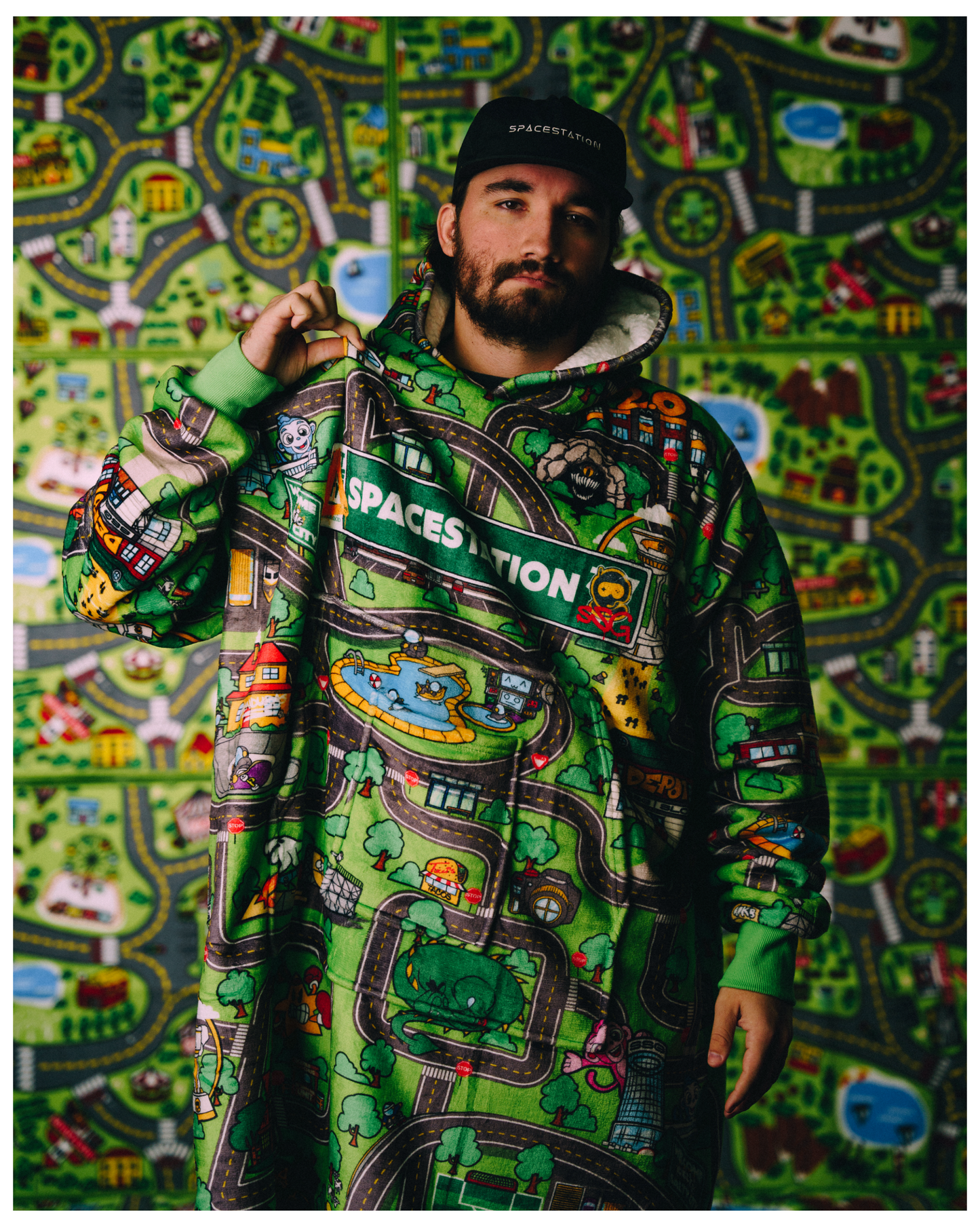 Blanket Hoodie 25'